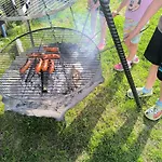 Lux Wolf Jacuzzi&sauna&grota Solna Guest house 3*