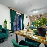 Lux Wolf Jacuzzi&sauna&grota Solna 3* Bukowina Tatrzańska
