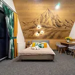 Lux Wolf Jacuzzi&sauna&grota Solna 3* Bukowina Tatrzanska