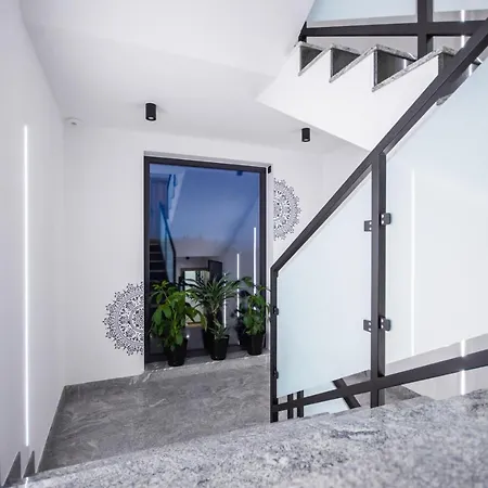 Lux Wolf 게스트하우스 3*