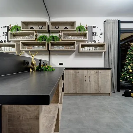 Lux Wolf Jacuzzi&sauna&grota Solna Gasthuis Bukowina Tatrzańska