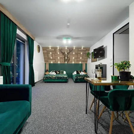 בית הארחה Lux Wolf Jacuzzi&sauna&grota Solna 3*