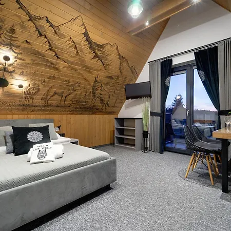 בית הארחה Lux Wolf Jacuzzi&sauna&grota Solna