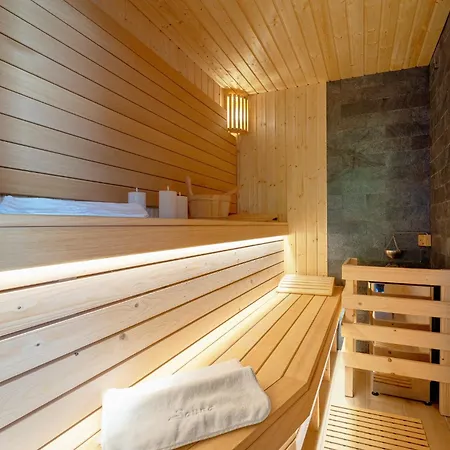 Гостевой дом Lux Wolf Jacuzzi&sauna&grota Solna Буковина-Татшаньска