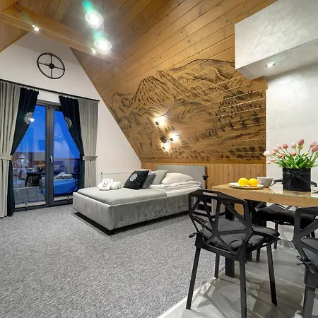 Lux Wolf Jacuzzi&sauna&grota Solna ゲストハウス 3*